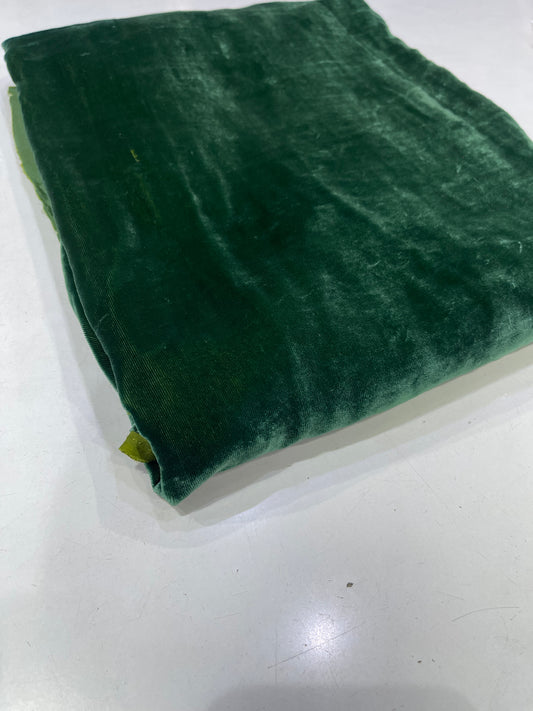 Pure Silk Velvet Fabric – Yarn Dyed Emerald Green Luxury Velvet
