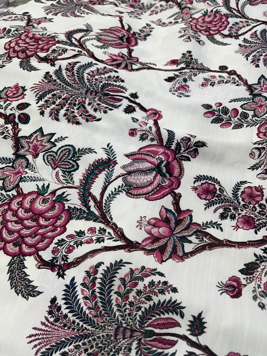 Viscose Linen Satin Digital Print Fabric – Elegant Botanical Design