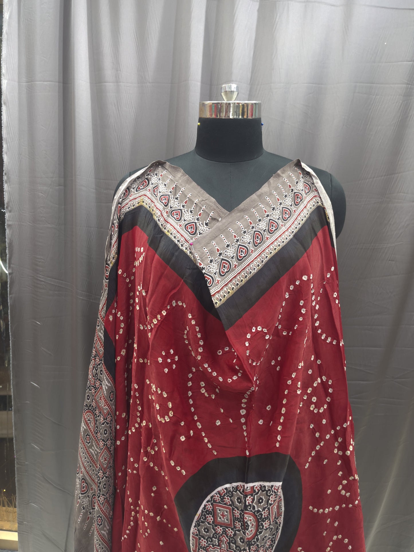 Premium Modal Satin Dupatta – Soft, Flowing & Elegant Everyday Ethnic Dupatta